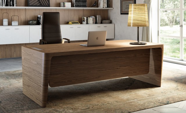 1200_730_executive_desk