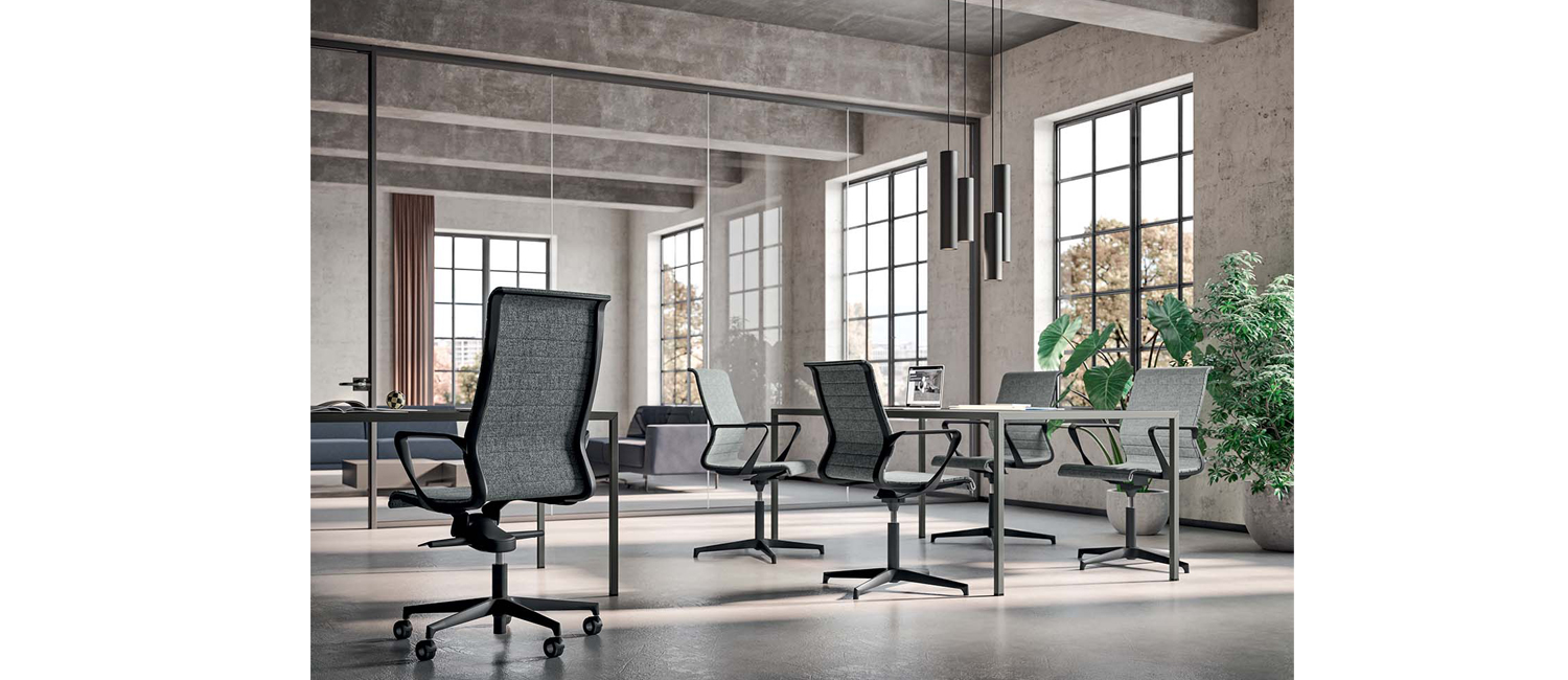 DYNAMICA SOFT Executive Chair