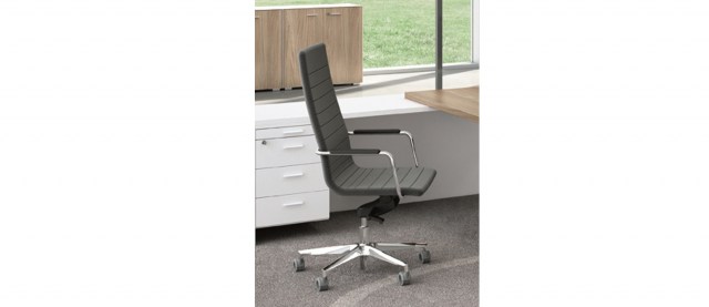 Dhalia executive chair