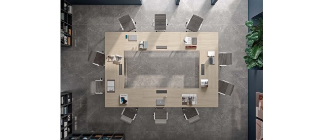 LINE 40 NEW, Executive office