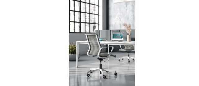 DYNAMICA SOFT Executive Chair