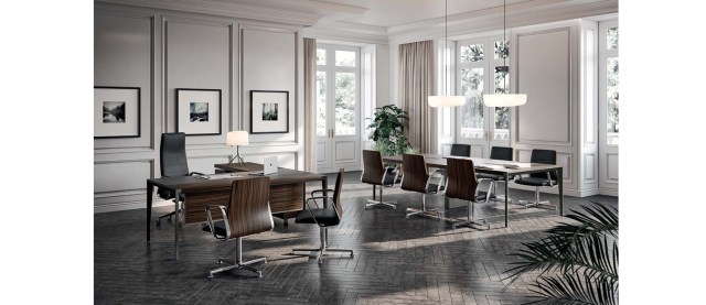 Χ9 Executive Office