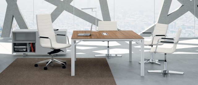 Dhalia executive chair