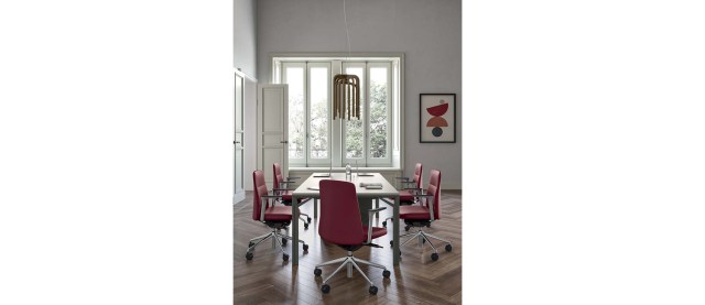 Diade | Διευθυντικό Κάθισμα