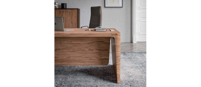 Χ10 Executive Office