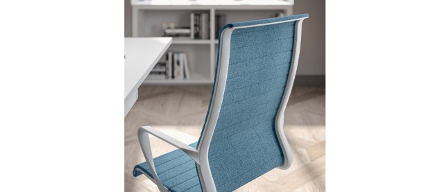 DYNAMICA SOFT Executive Chair