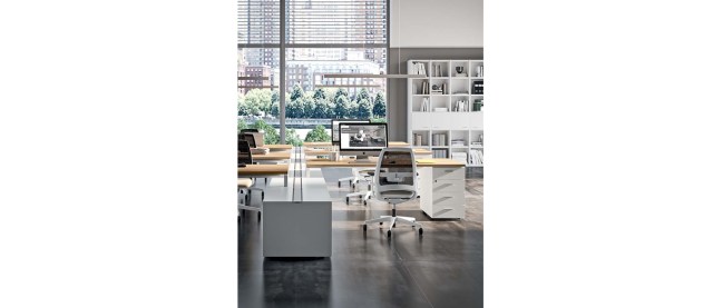 LINE 40 NEW Operative desk