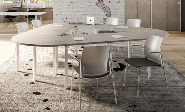 Close visitor and meeting chair