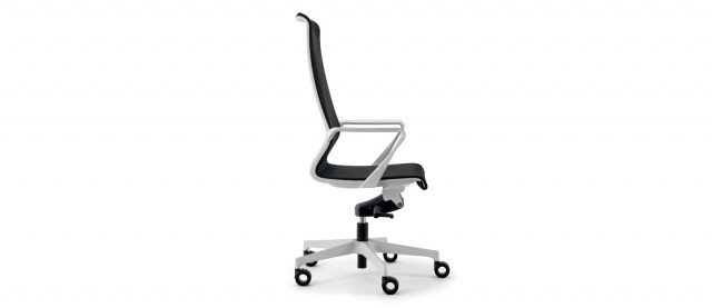 DYNAMICA Executive Chair