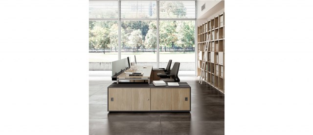 LINE 40 NEW Operative desk