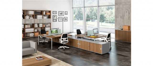 LINE 40 NEW Operative desk